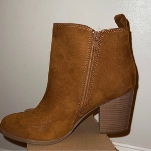 Ankle booties